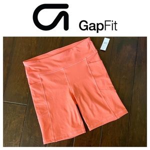 GapFit High Rise Recycled Power Pocket Bike
Shorts